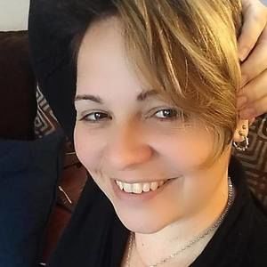 Meet your Posher, Ana claudia